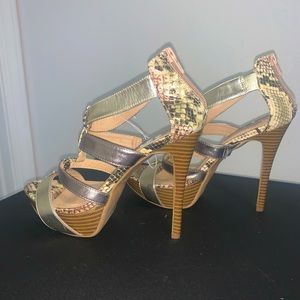 Steve Madden Posh Metallic Platform
